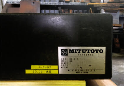 MITUTOYO GRAPLATE MADE IN JAPAN